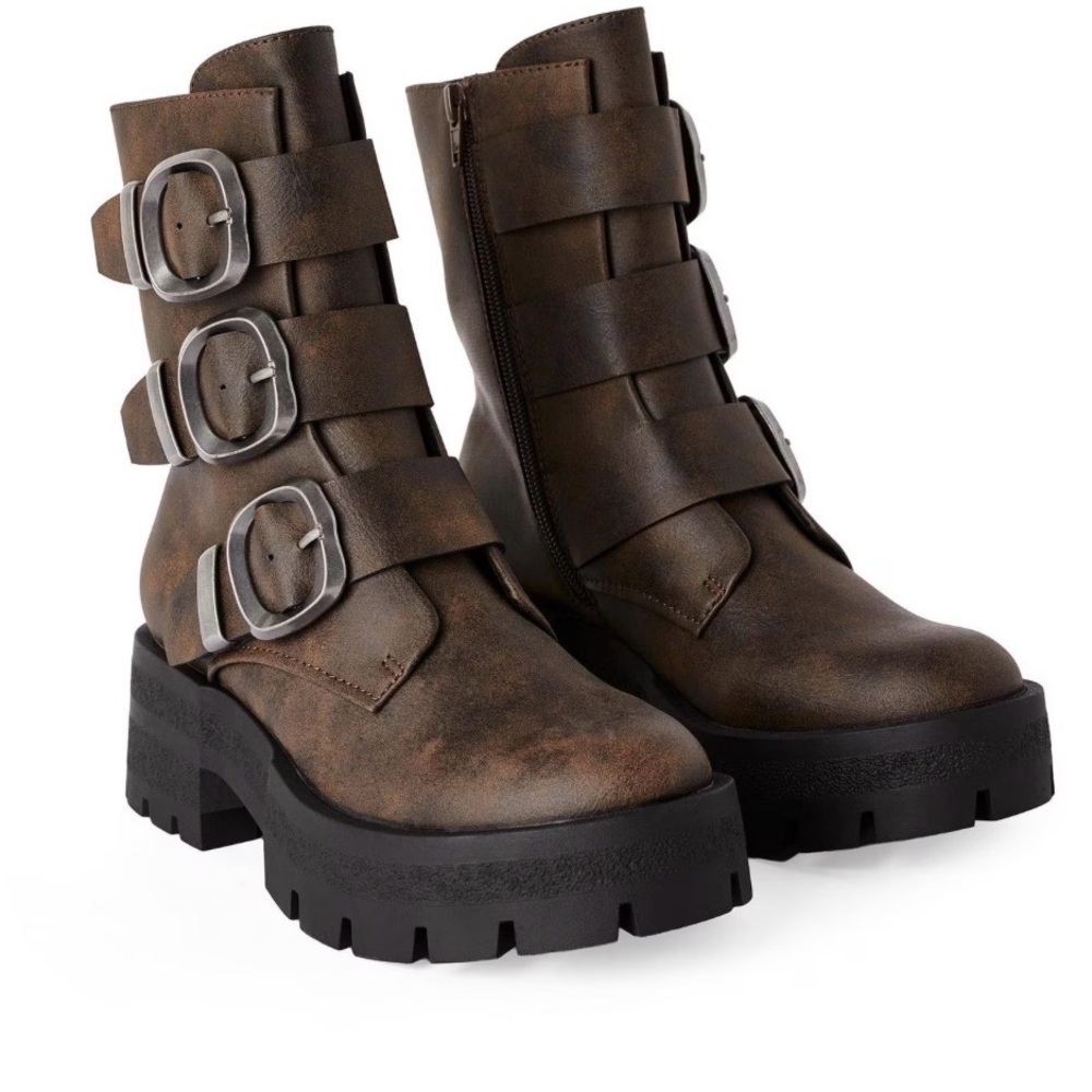 NYC MADDEN Ankle Boots in Distressed Brown